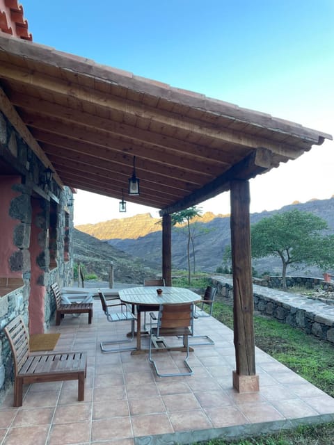 Patio, Natural landscape, View (from property/room), Balcony/Terrace, Mountain view