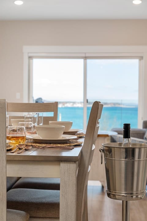 Dining area, Sea view