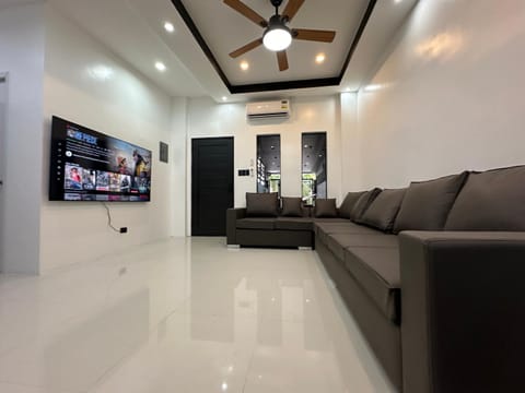 Blackrock by The Townes Davao Haus in Davao City