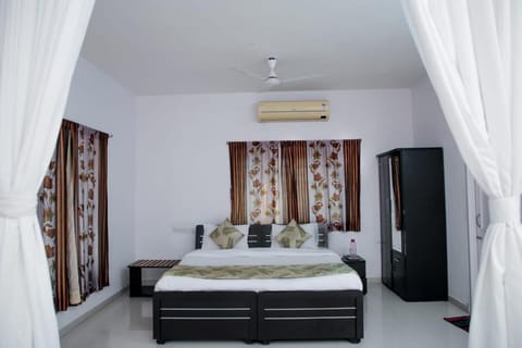 CORPORATE STAY SOLUATION GANDHINAGAR B/53 Bed and Breakfast in Gandhinagar