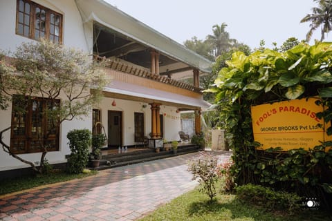 Fool's Paradise Bed and Breakfast in Alappuzha