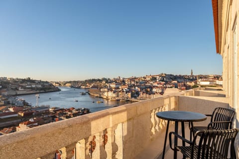 Balcony/Terrace, River view