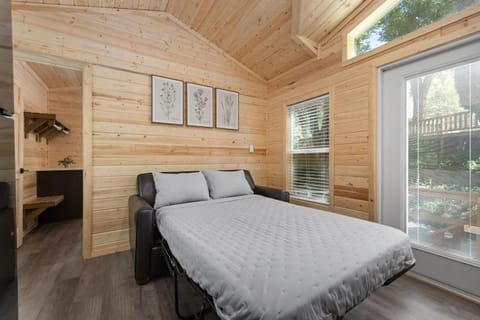 Brandnew cabin House in Kernville