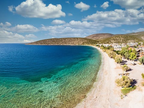 Nearby landmark, Day, Natural landscape, Beach, Location