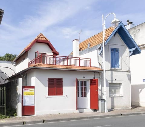 VillaGigi Maison de Plage en plein cœur d'Arcachon House in Arcachon