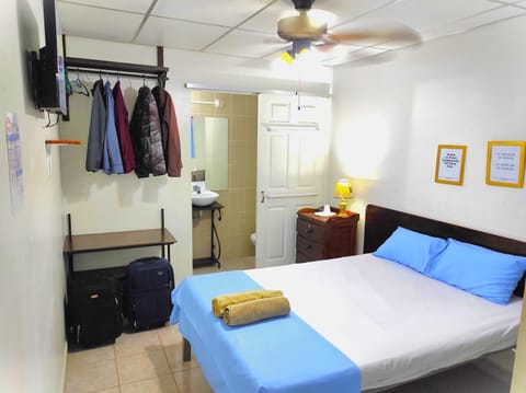 Orison Hostels Managua Bed and Breakfast in Managua