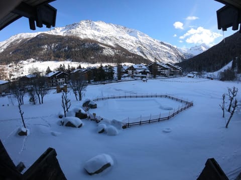 Posizione Strategica Piste da Sci e Negozi a piedi Apartment in La Thuile