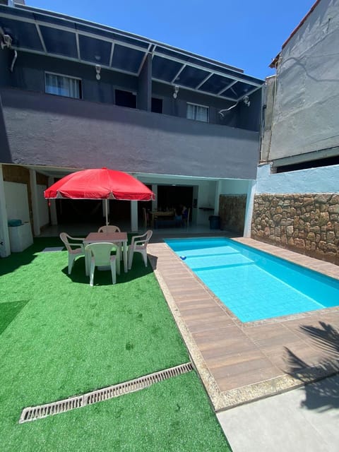 BBQ facilities, Swimming pool