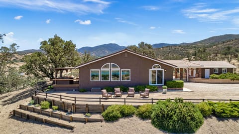 Brite Vista Retreat Vacation rental in Tehachapi