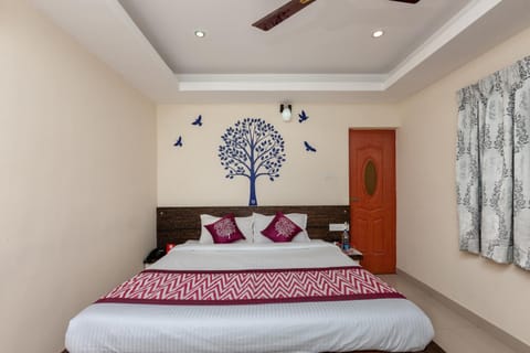 Maruthi Residency Hotel in Chennai