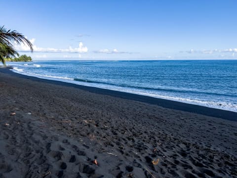 Nearby landmark, Off site, Other, Beach, Sea view