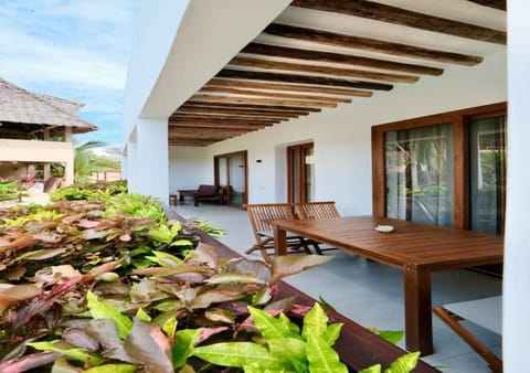 Balcony/Terrace, Garden view