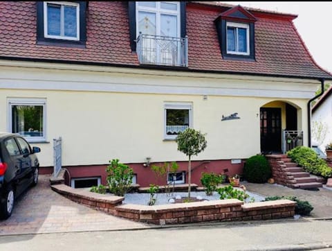 Apartment am Rheinsteig - a84084 Condo in Oestrich-Winkel