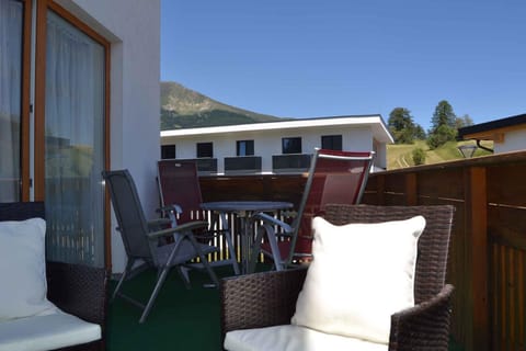 Summer, Balcony/Terrace