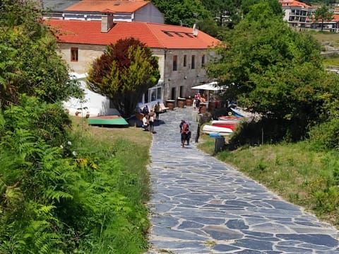 Restaurant/places to eat, Day, People, Neighbourhood, Hiking, Street view, Quiet street view