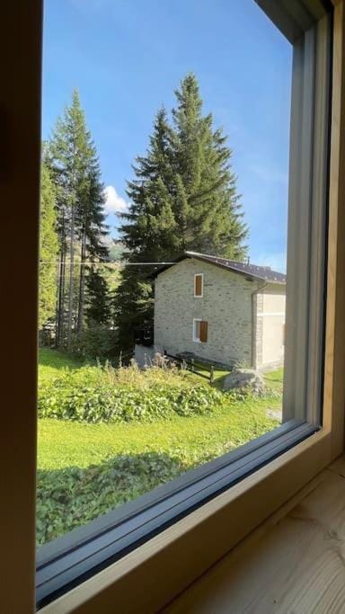 Chalet immerso nel verde House in Madesimo