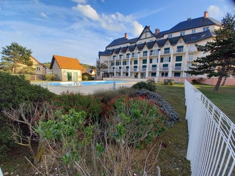 Garden, Garden view, Pool view