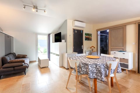 Pleine nature Apartment in Six-Fours-les-Plages