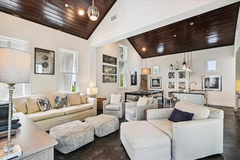 Somerset Cottage House in Rosemary Beach