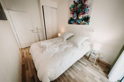 Appartement d'une chambre avec piscine partagee jacuzzi et terrasse a Aix les Bains a 9 km des pistes Apartment in Tresserve