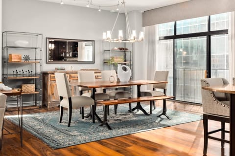 Larimer Square Luxury - Office - Downtown Hub House in LoDo