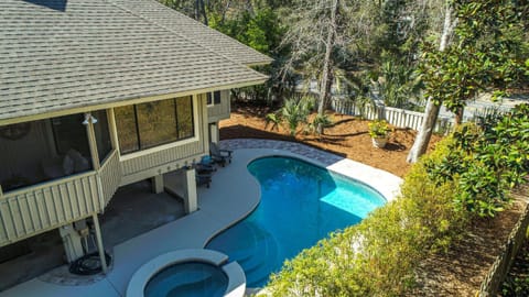 1 Lark Street 4th Row Ocean Private Pool Pet Friendly Near the Ocean, Shops & Restaurants House in North Forest Beach