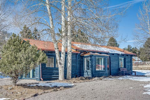 Pet-Friendly Guffey Vacation Rental with Deck! House in Park County