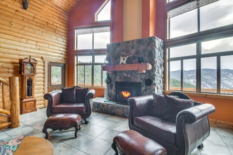 Idaho Springs Home with Panoramic Mountain Views! Maison in Central City
