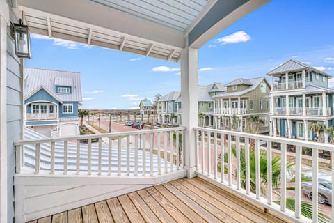 The Painted Heron House in Port Aransas