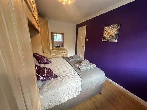 Rooms in stylish house Vacation rental in Milton Keynes