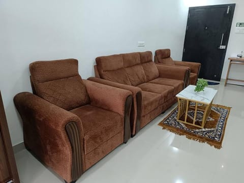 2BHK AC Service Apartment 101 Appartement in Pune