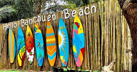 Hello Banchuen Beach Resort in Trat Changwat