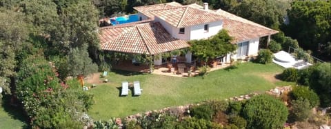 Villa classée 5* 7 chambres piscine spa plage à 5' Villa in Zonza