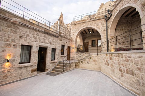 Day, Natural landscape, Inner courtyard view