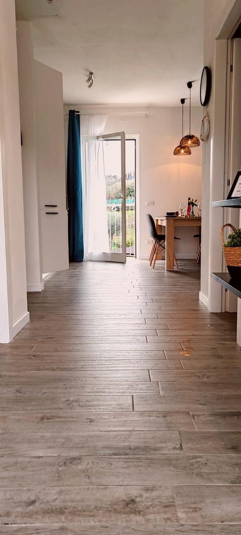 Facade/entrance, Kitchen or kitchenette, Living room, Dining area