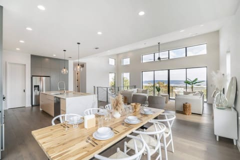Lakeview Retreat - BBQ and Terrace Maison in Hudson Bend
