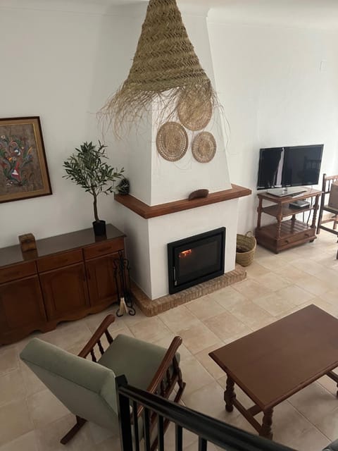 Living room, fireplace