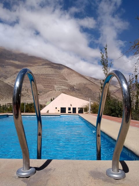 Day, Mountain view, Pool view, Swimming pool, sunbed