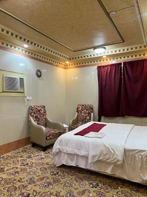 دار اليقين Apartment in Medina