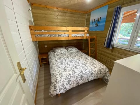 Chalet 6 Personnes au calme dans les landes-Mimizan Condo in Mimizan