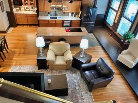 Pet Friendly Gorgeous Downtown Loft Pueblo Apartment in Pueblo