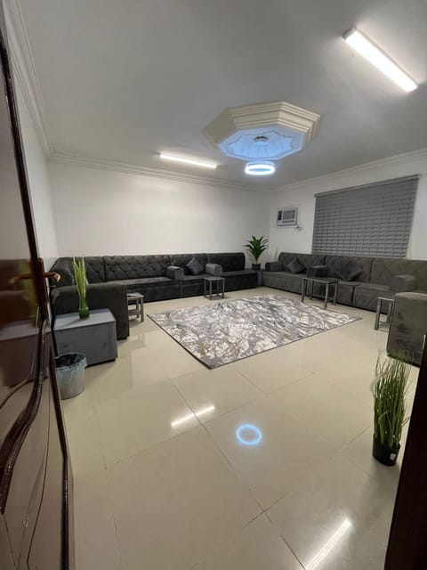 شقه مفروشه للايجار جديده Apartment in Medina