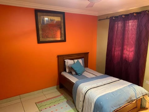 Apartment For Short and Long Stay Condo in Accra