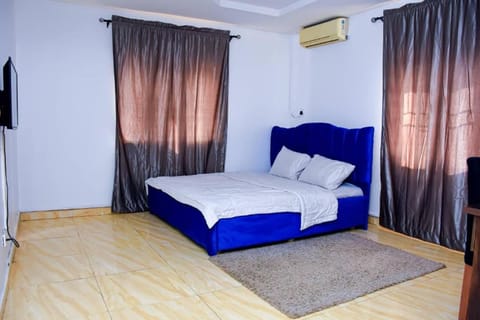 Linea Recta Apartment Condo in Abuja