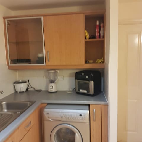 Kazo Apartment in Dartford