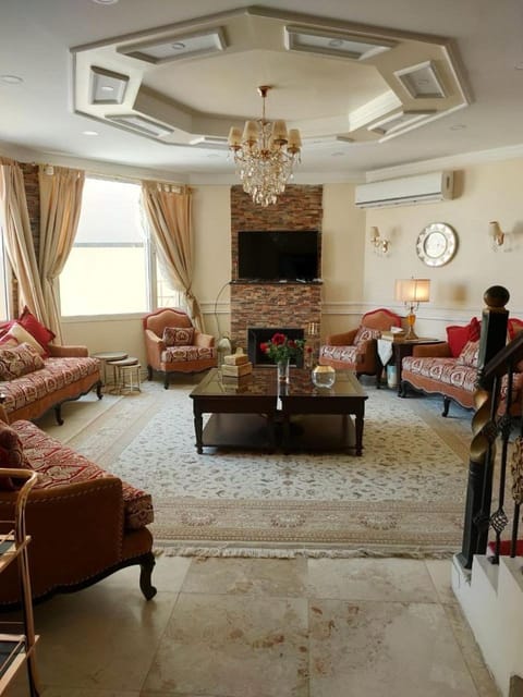 فيلا سكنية فاخرة Villa in Al Madinah Province