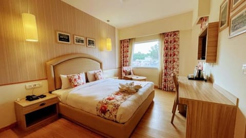 Hotel Luxury Stay Hotel in Dehradun