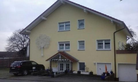 1-15 Personen, 25km bis FFM-Nord Apartment in Hochtaunuskreis