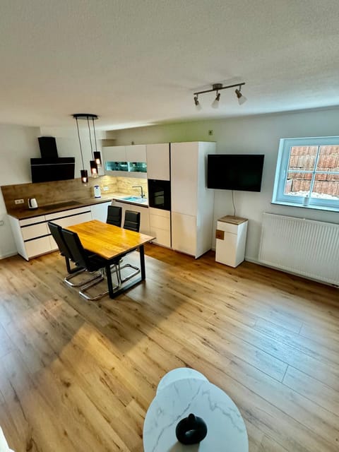 TV and multimedia, Kitchen or kitchenette, Dining area, pet friendly