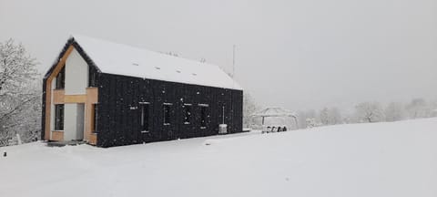 Property building, Winter